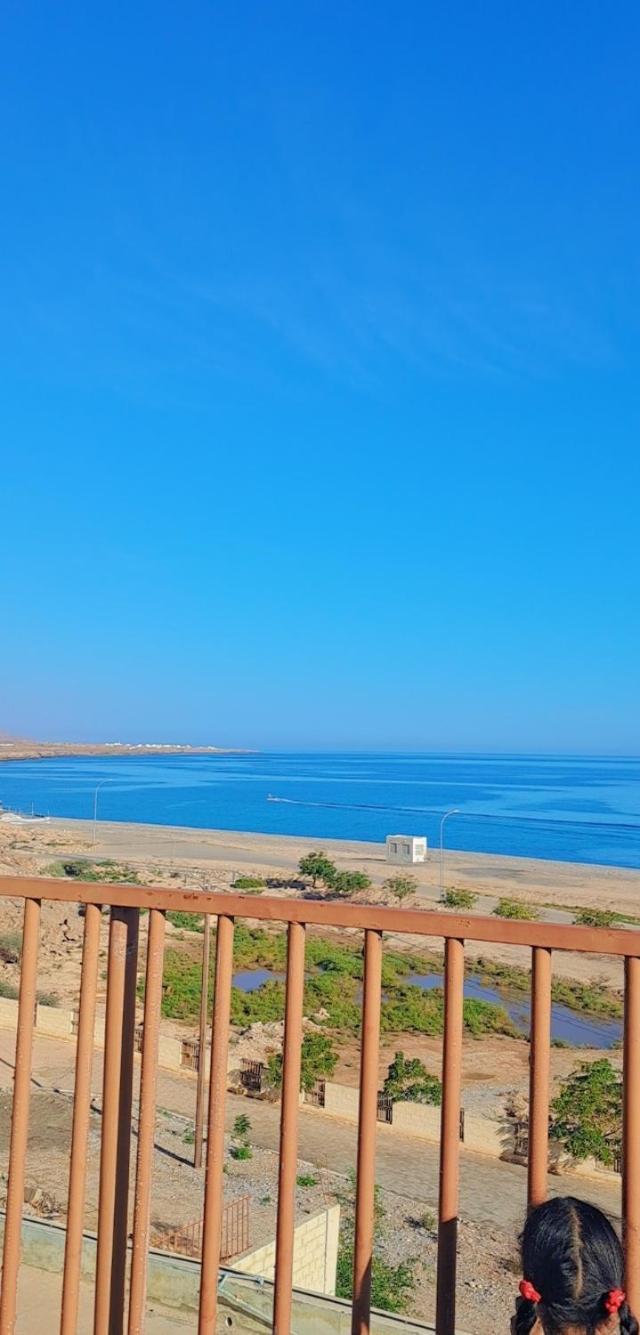 Alshumukh Guesthouse Al Ghalilah Экстерьер фото