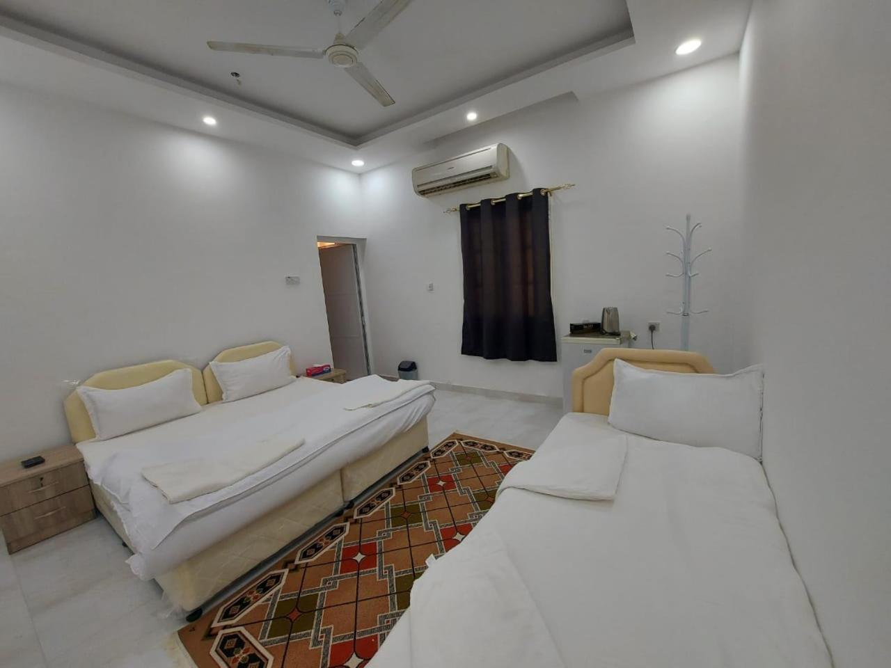 Alshumukh Guesthouse Al Ghalilah Номер фото