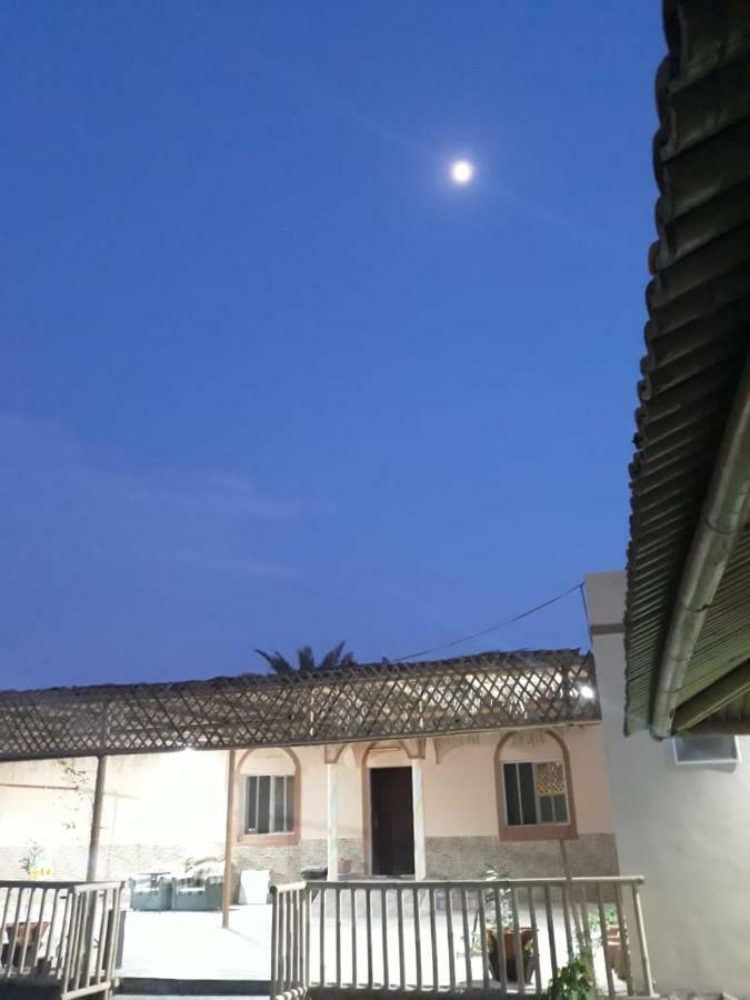 Alshumukh Guesthouse Al Ghalilah Экстерьер фото